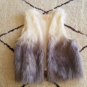 Under Skies Ombre Faux Fur Vest Small